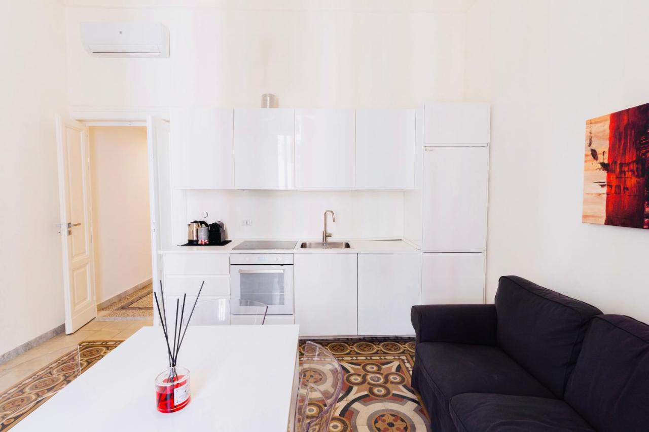 Daniel'S Apartment Bari Exterior photo